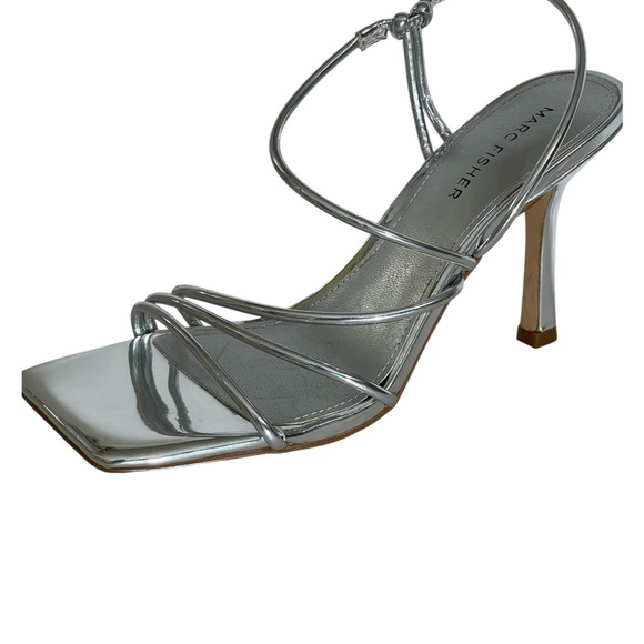 MARC FISHER LTD DAVIA SILVER SANDAL SZ 7.5 - Picture 8 of 16